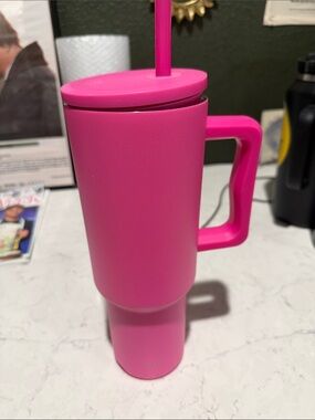 Simply Modern Hot Pink Tumblr